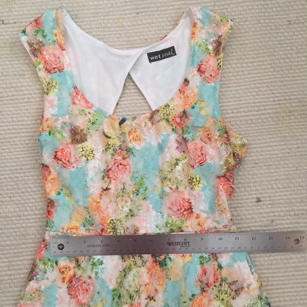 👗 Wet Seal dress - Picture 6 of 7